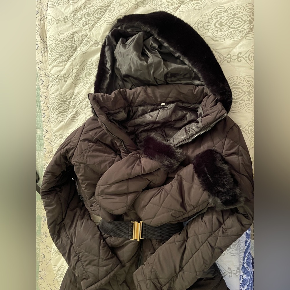Women’s size small full body snowsuit